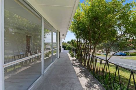 Photo of property in 5 Murvale Drive, Bucklands Beach, Auckland, 2014