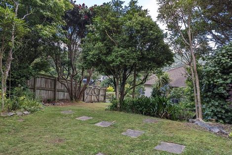 Photo of property in 22a Trelissick Crescent, Ngaio, Wellington, 6035