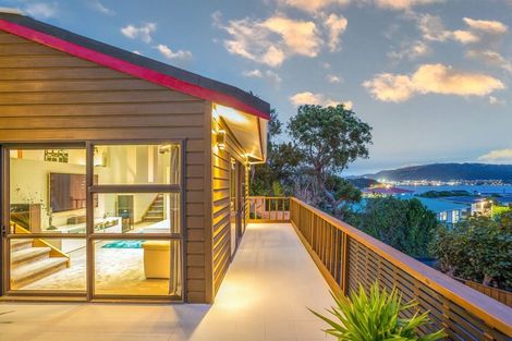 Photo of property in 30 Brora Crescent, Papakowhai, Porirua, 5024