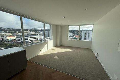 Photo of property in 702/32 Kent Terrace, Mount Victoria, Wellington, 6011