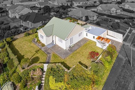 Photo of property in 25 Purnell Street, College Estate, Whanganui, 4500
