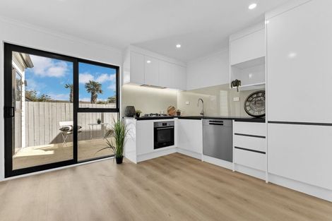 Photo of property in 8c Gardiner Grove, Mangere East, Auckland, 2024