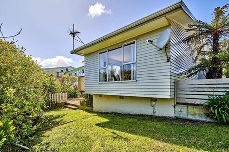 Photo of property in 51 Sea Vista Drive, Pukerua Bay, 5026