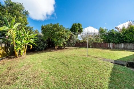 Photo of property in 21 Japonica Drive, Beach Haven, Auckland, 0626