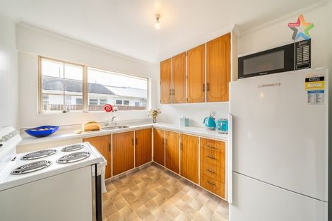 Photo of property in 51b Ludlam Crescent, Woburn, Lower Hutt, 5010