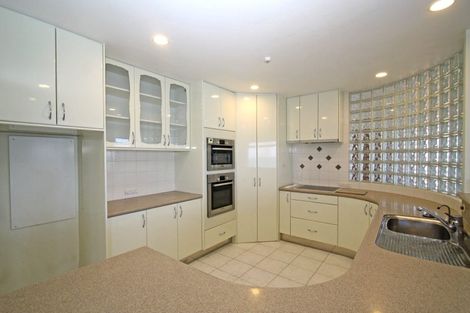 Photo of property in 3/120 Saint Aubyn Street, New Plymouth, 4310