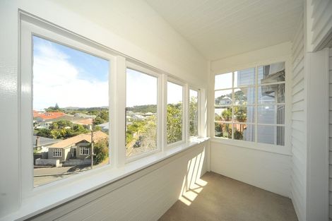 Photo of property in 17 Kainui Road, Hataitai, Wellington, 6021