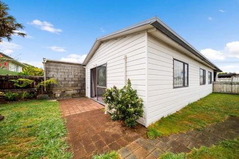 Photo of property in 275 Frankley Road, Ferndale, New Plymouth, 4310