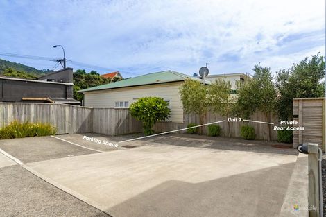 Photo of property in 1/24 Tamar Street, Island Bay, Wellington, 6023