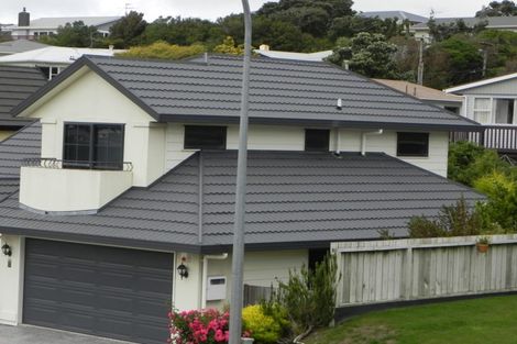 Photo of property in 11 Ring Lane, Paparangi, Wellington, 6037