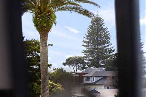 Photo of property in 15f Puriri Avenue, Orewa, 0931