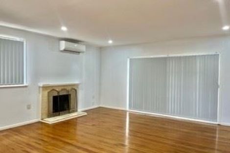 Photo of property in 72 Hepburn Road, Glendene, Auckland, 0602