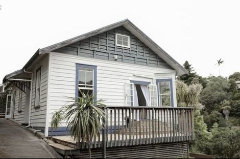 Photo of property in 40 Faraday Street, Hospital Hill, Napier, 4110