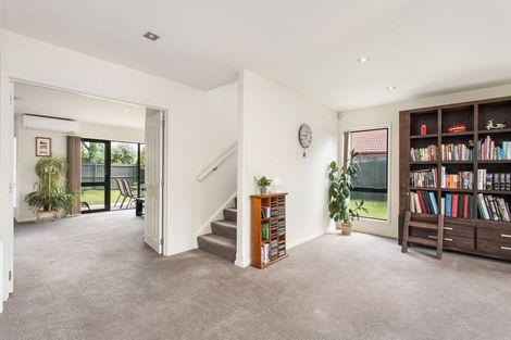 Photo of property in 10 Blarney Place, Casebrook, Christchurch, 8051