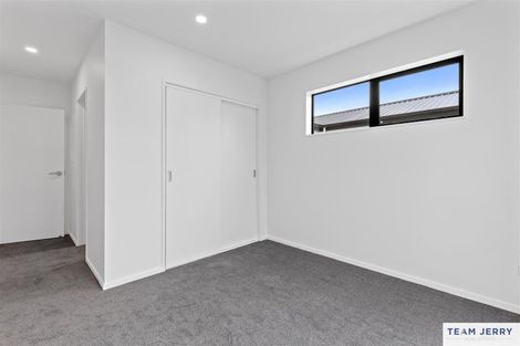 Photo of property in 51 Whare Kauri Road, Papakura, 2110