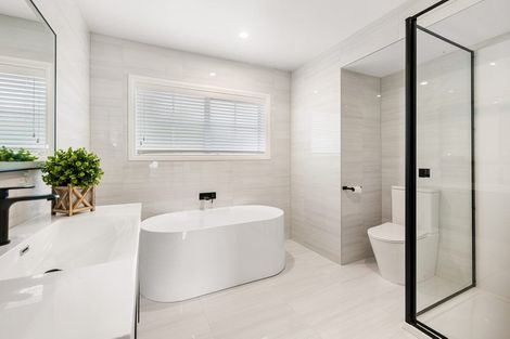 Photo of property in 2/12 Bannings Way, Hobsonville, Auckland, 0618