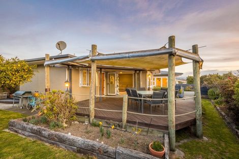 Photo of property in 99 Songer Street, Stoke, Nelson, 7011