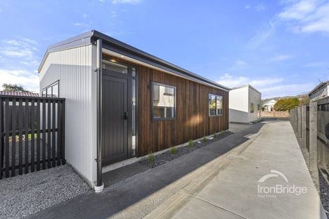 Photo of property in 2/35 Leitch Street, Somerfield, Christchurch, 8024