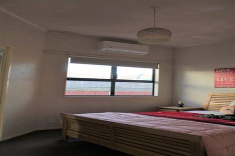 Photo of property in 2/16 Philip Street, Papatoetoe, Auckland, 2025