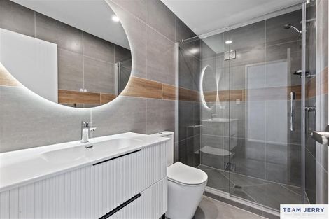 Photo of property in 51 Whare Kauri Road, Papakura, 2110