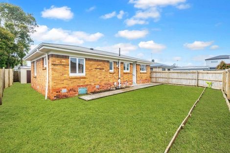 Photo of property in 33 Rollerson Street, Papakura, 2110