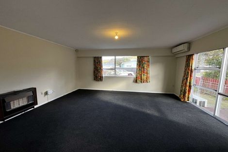 Photo of property in 293a Wellington Road, Wainuiomata, Lower Hutt, 5014