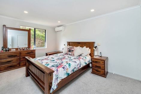 Photo of property in 15 San Pedro Place, Henderson, Auckland, 0612
