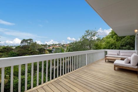Photo of property in 2/35a Rangatira Road, Beach Haven, Auckland, 0626