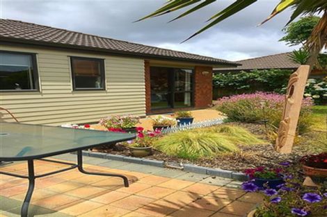 Photo of property in 174 Wattle Farm Road, Wattle Downs, Auckland, 2103