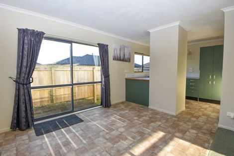 Photo of property in 74 Kent Street, Carterton, 5713