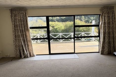 Photo of property in 12 Glendawn Place, Bayview, Auckland, 0629