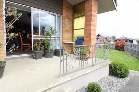 Photo of property in 6 Hamilton Avenue, Winton, 9720