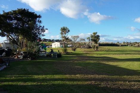 Photo of property in 341 Gallie Road, Matakohe, 0594