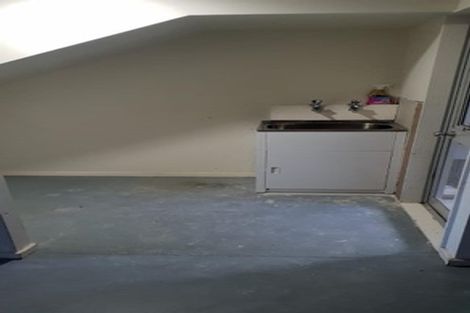 Photo of property in 1/3 Grove Road, Addington, Christchurch, 8024