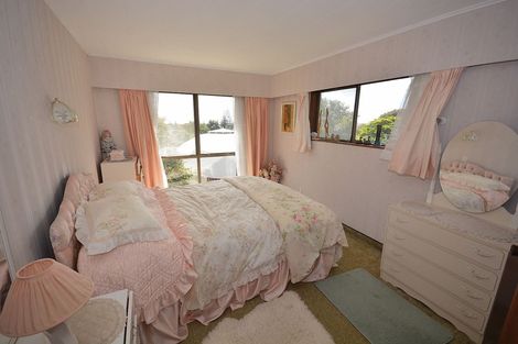 Photo of property in 14 Island View Terrace, Waikanae Beach, Waikanae, 5036