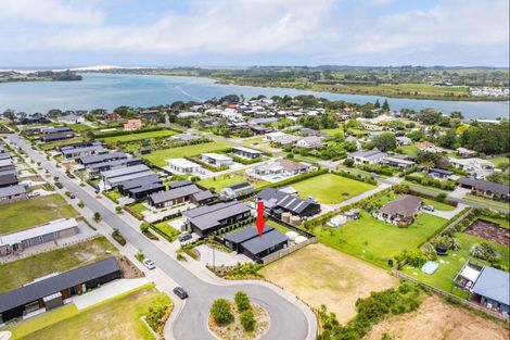 Photo of property in 37 William Gilbert Drive, Mangawhai, 0505