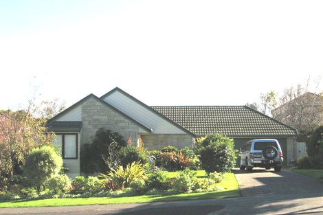 Photo of property in 3 Meadowland Drive, Somerville, Auckland, 2014