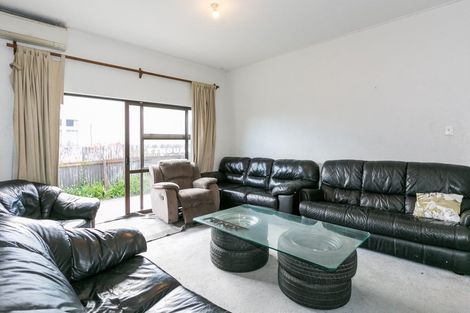 Photo of property in 64 Charles Street, Westshore, Napier, 4110