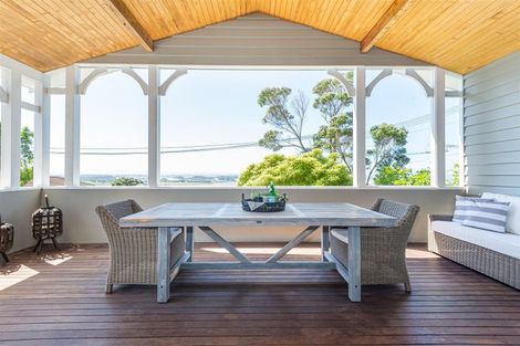 Photo of property in 52 Saint Andrews Hill Road, Mount Pleasant, Christchurch, 8081