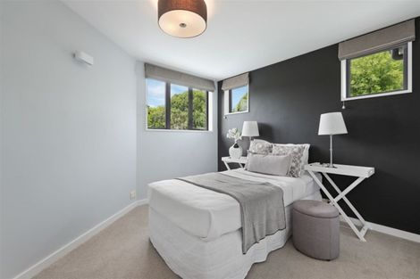 Photo of property in 13 Thorrington Road, Cashmere, Christchurch, 8022