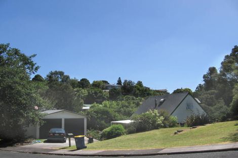 Photo of property in 1 Abbeygate Street, Birkdale, Auckland, 0626