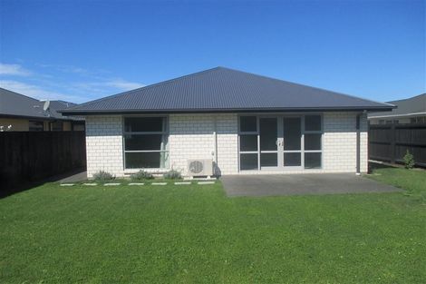 Photo of property in 27 Robert Duncan Road, Belfast, Christchurch, 8051