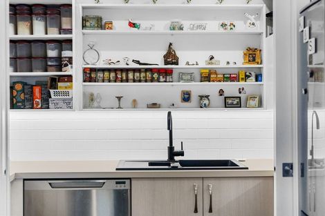 Photo of property in 3 Anne Road, Bellevue, Tauranga, 3110