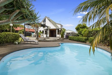Photo of property in 21 Rata Street, Upper Vogeltown, New Plymouth, 4310