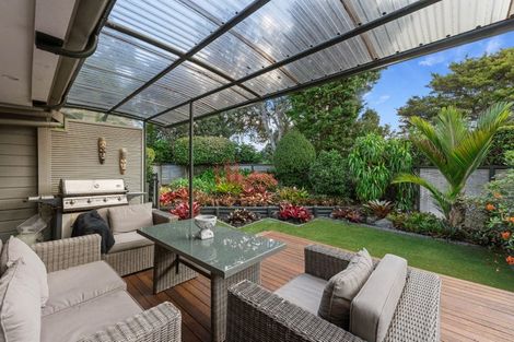 Photo of property in 161 Mellons Bay Road, Mellons Bay, Auckland, 2014