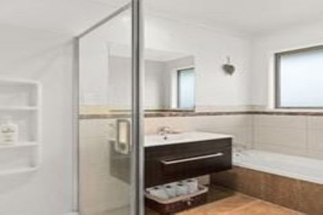 Photo of property in 1 Elena Place, Welcome Bay, Tauranga, 3112