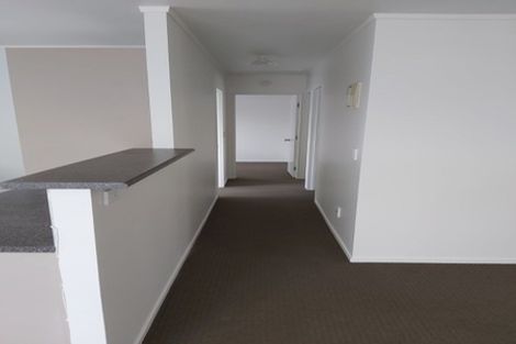 Photo of property in 6 Rickards Place, New Lynn, Auckland, 0600