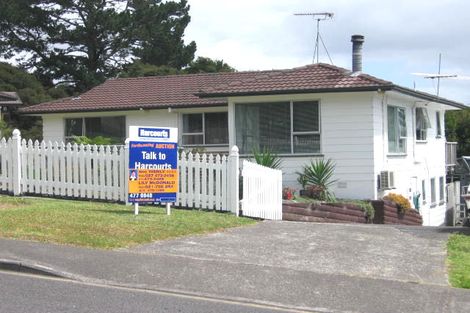 Photo of property in 13 Laser Place, Bayview, Auckland, 0629