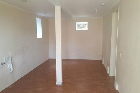 Photo of property in 32 Stanmore Bay Road, Stanmore Bay, Whangaparaoa, 0932