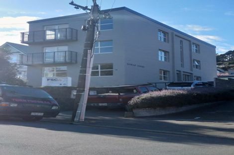 Photo of property in 6/36 Roxburgh Street, Mount Victoria, Wellington, 6011